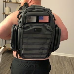 Meet your Posher, Johnathon